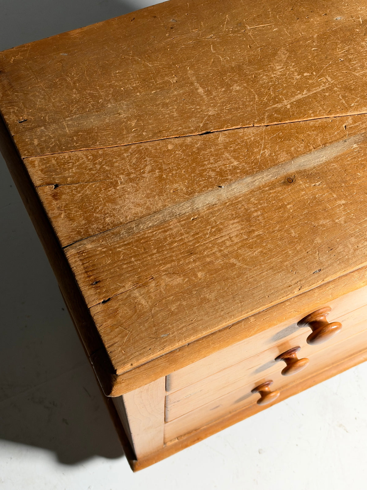 19th century English pine chest of drawers
