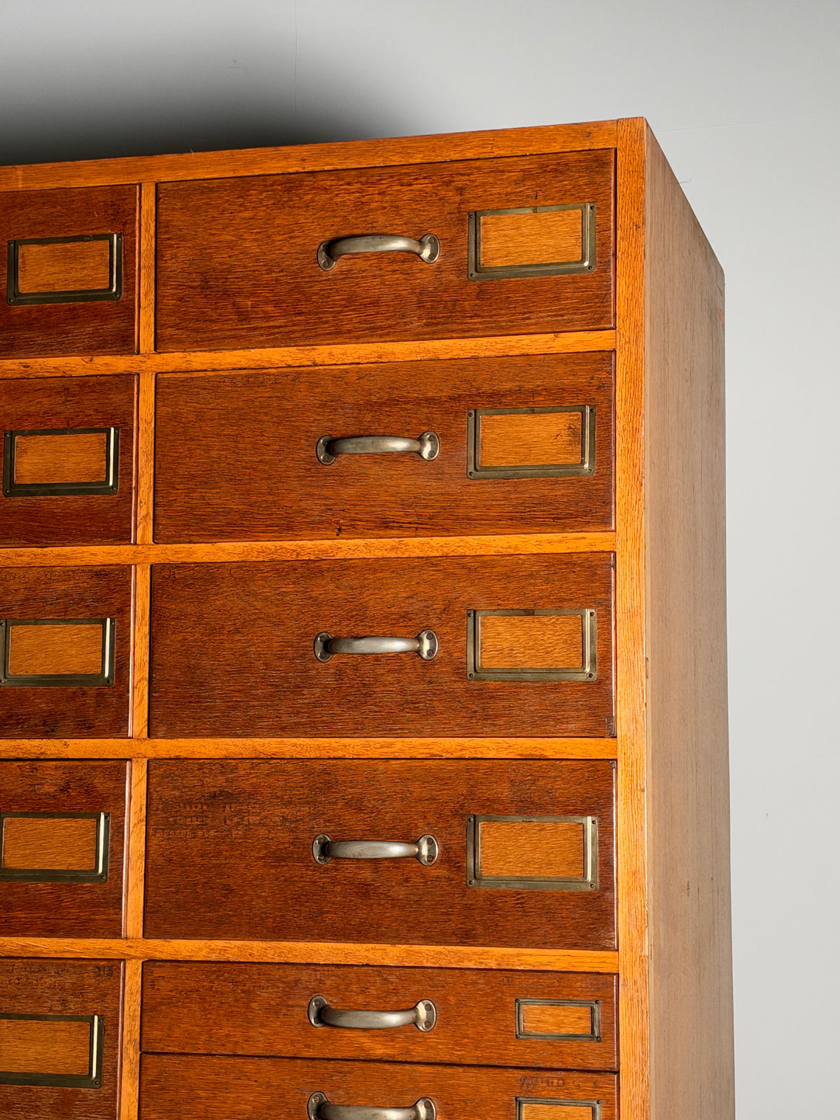 Pharmacy chest of drawers, 1960