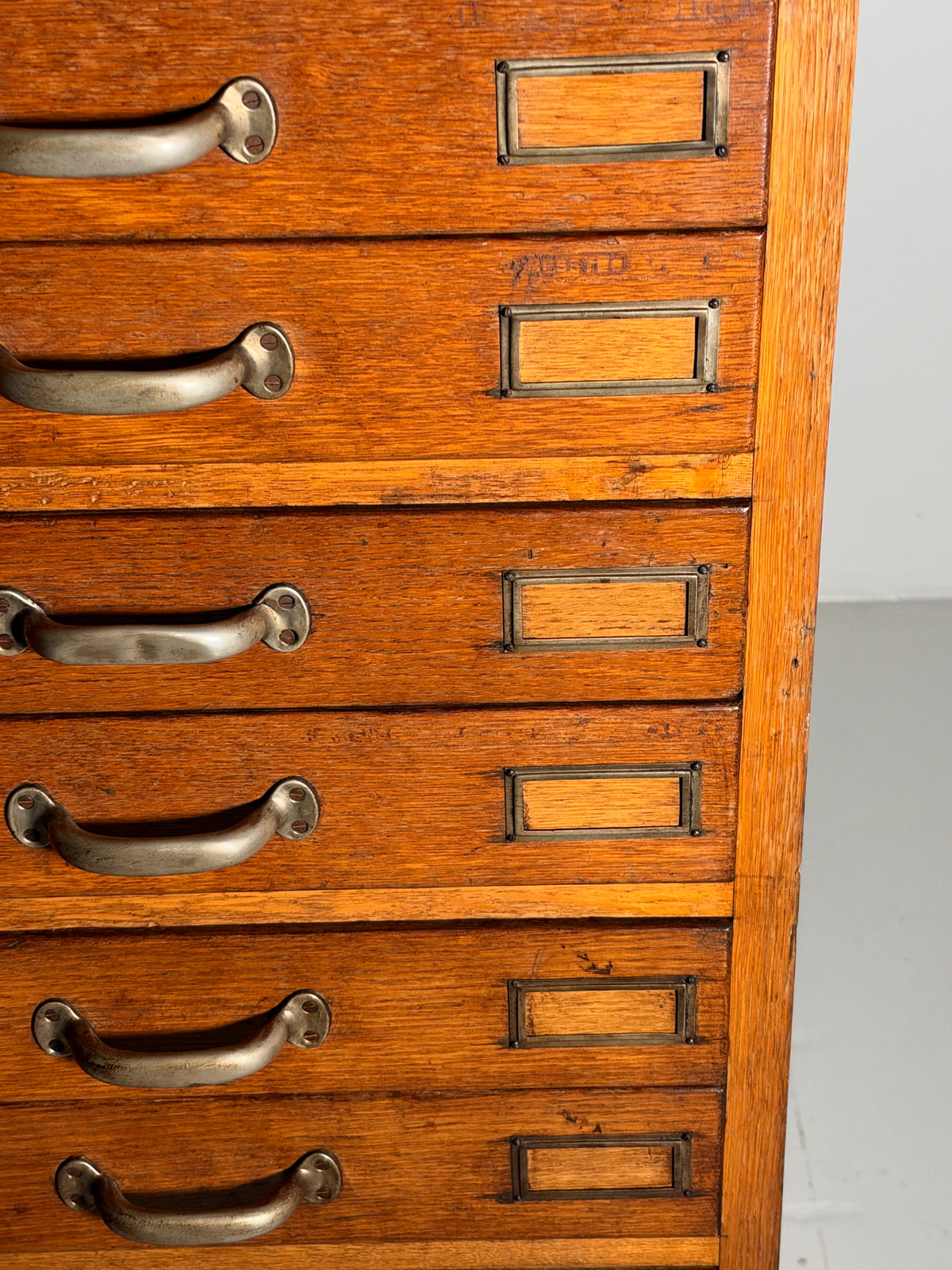 Pharmacy chest of drawers, 1960